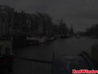 Reaalne hollandi üleskutse tüdruk seljas ja imeb täiskasvanud video reis poiss