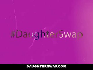Daughterswap - libidinous teenss drain onların babalar musluklar